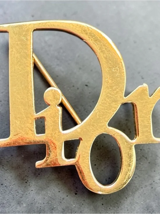 Vintage Gold-tone  'Dior' Logo Brooch - Picture 8 of 9
